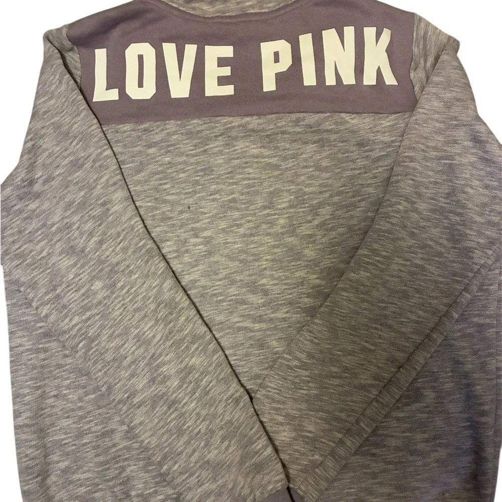 Victorias Secret comfortable zip